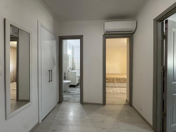 Apartament cu 2 camere decomandat în