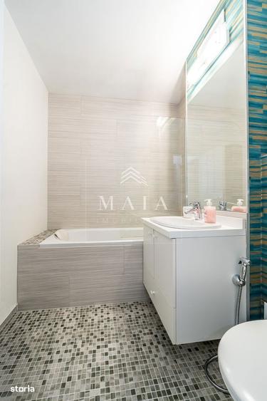 Apartament cu 4 camere decomandat, mobilat în Central