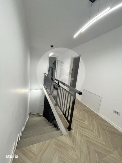 Casă cu 3 camere cu Teren 180 Mp în Stupini