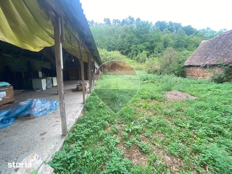 Casă cu 3 camere cu Teren 1523 Mp în Hoghilag