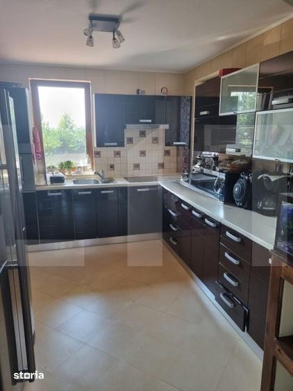 Casă cu 5 camere cu Teren 700 Mp în Central