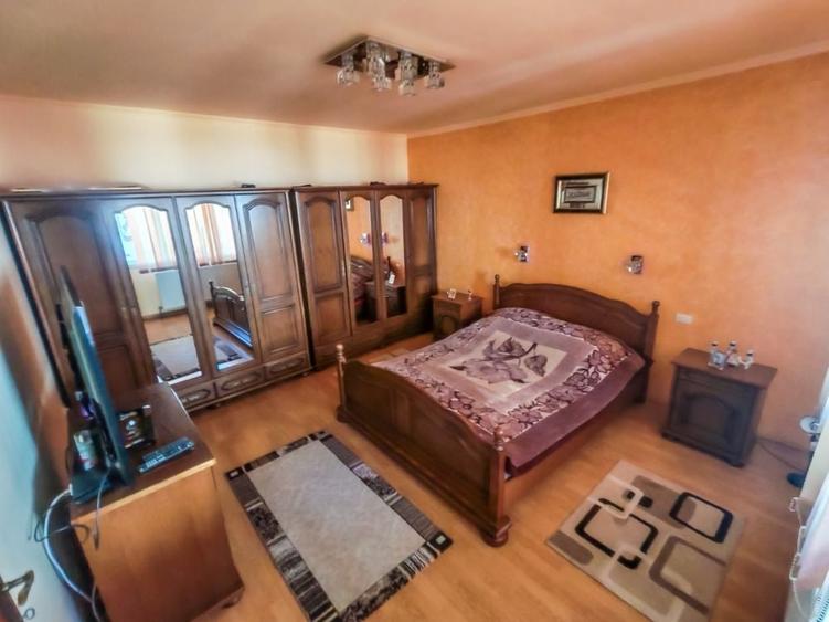Casă cu 4 camere în Micălaca