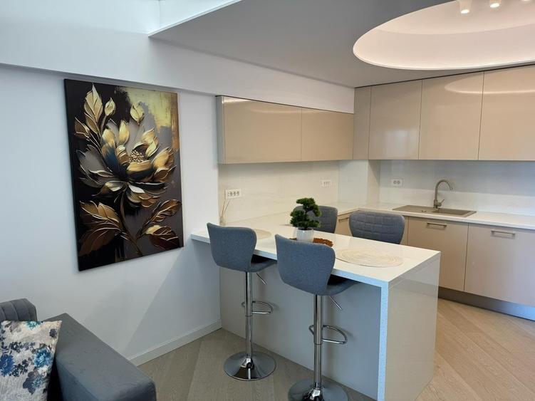 Apartament cu 3 camere decomandat, mobilat în Pipera
