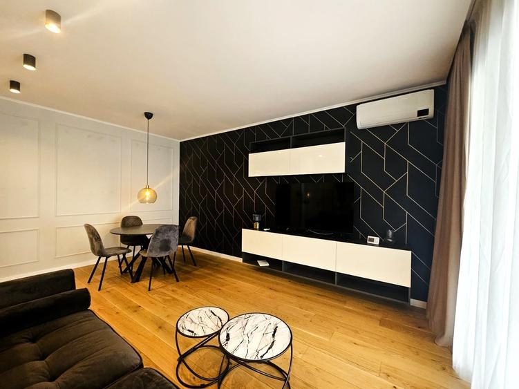 Apartament cu 2 camere semidecomandat, mobilat în Pipera