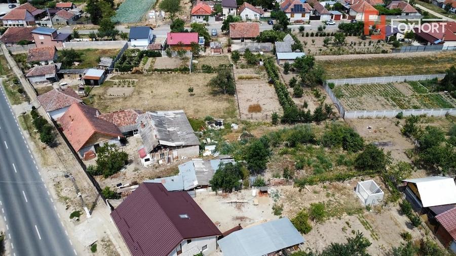 Casă cu 6 camere cu Teren 1200 Mp în Central