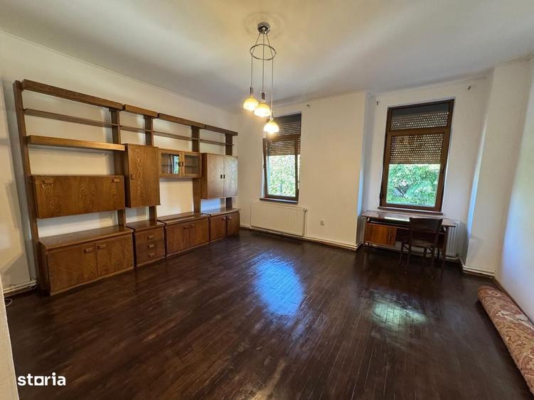 Apartament cu 4 camere în Cotroceni