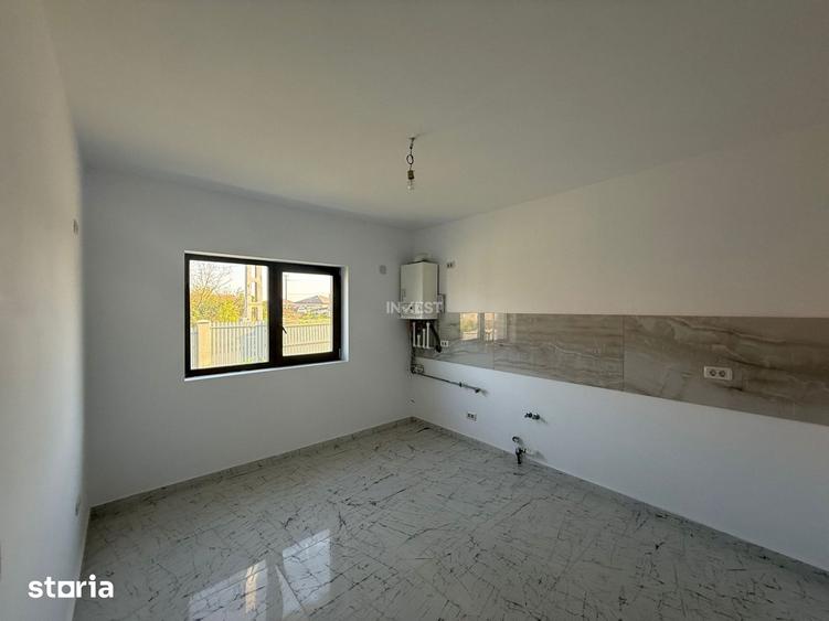 Casă cu 5 camere cu Teren 1100 Mp în Valea Lupului