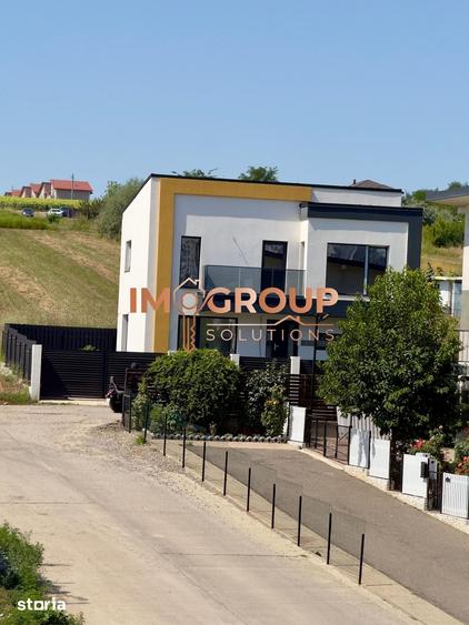 Casă cu 4 camere cu Teren 280 Mp în Păcurari