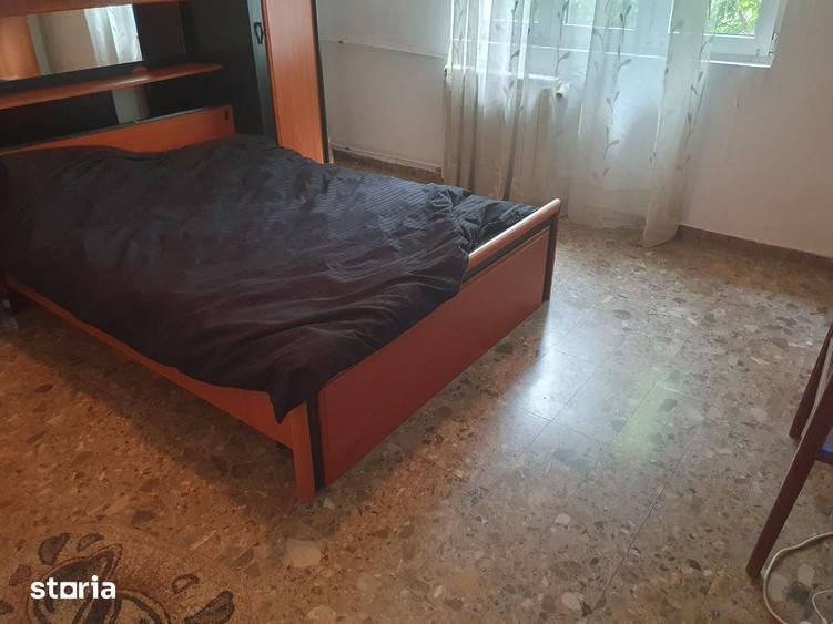 Apartament cu 2 camere decomandat în Rahova