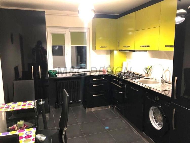 Apartament cu 3 camere semidecomandat în Spitalul Județean
