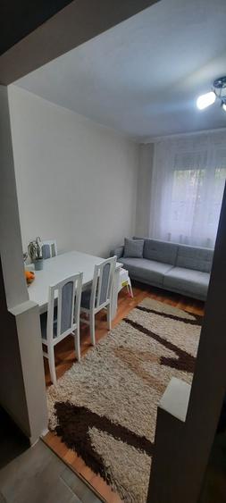 Apartament cu 3 camere decomandat în Dacia