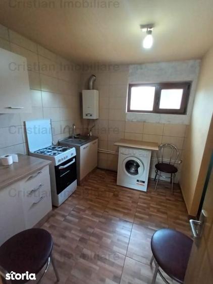 Casă cu 3 camere cu Teren 300 Mp în Chercea