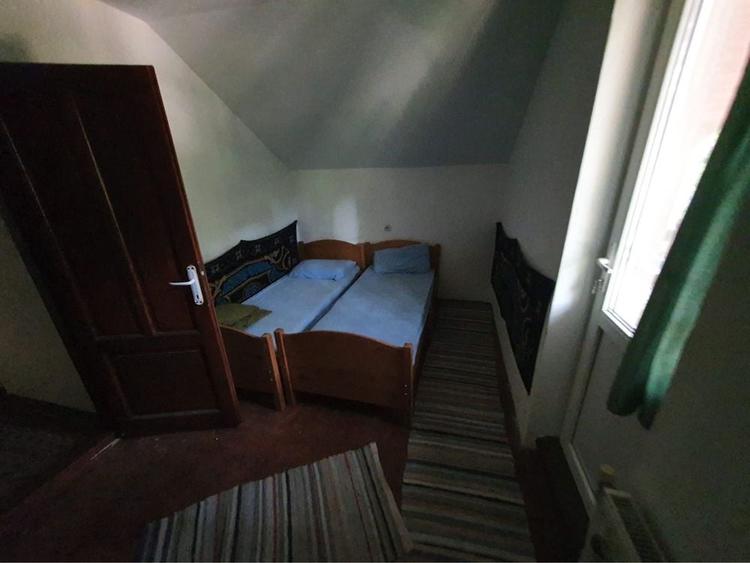 Casă cu 4 camere în Rădești