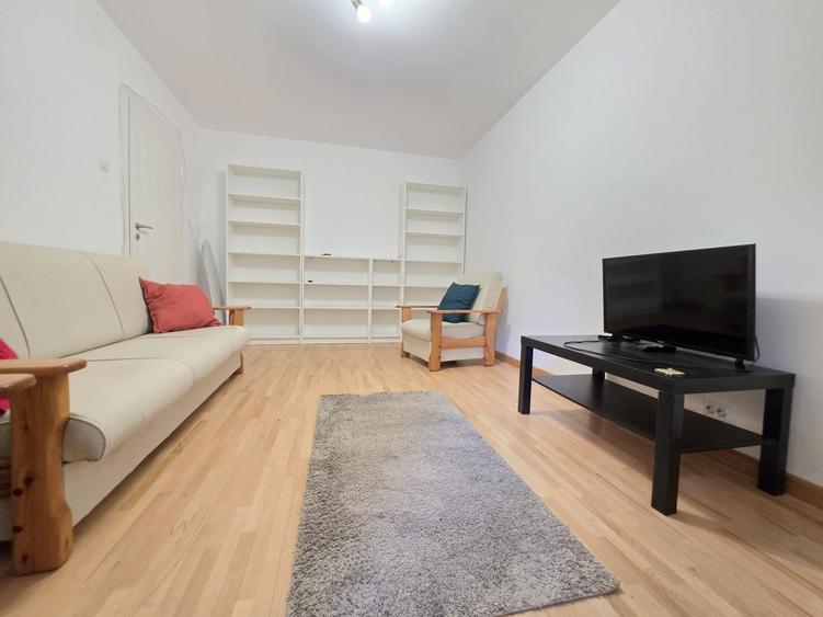 Apartament cu 2 camere decomandat în Drumul Taberei