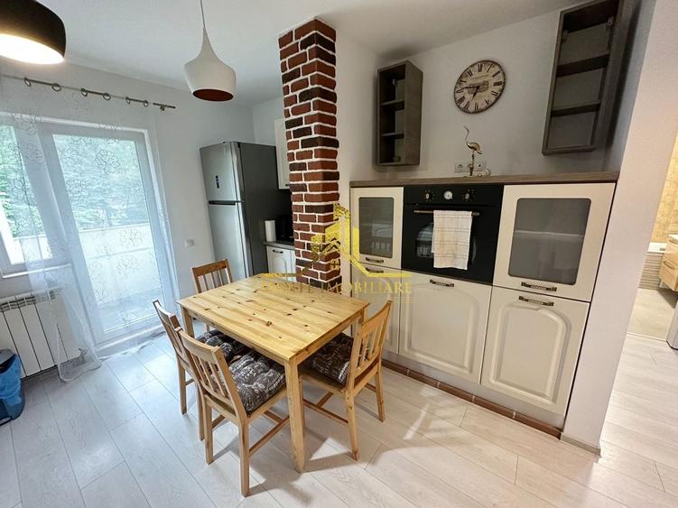 Apartament cu 2 camere decomandat, mobilat în Zorilor