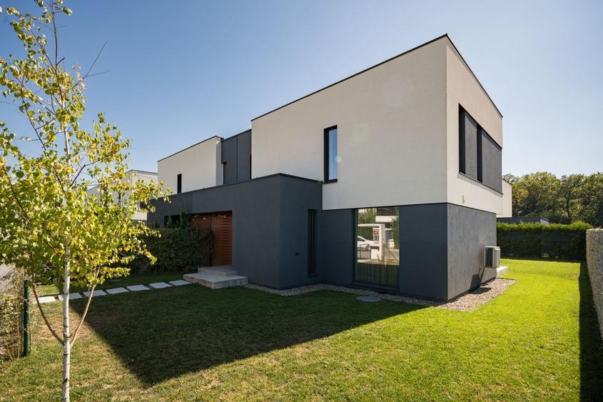 Duplex cu 3 camere cu Canalizare în Tunari