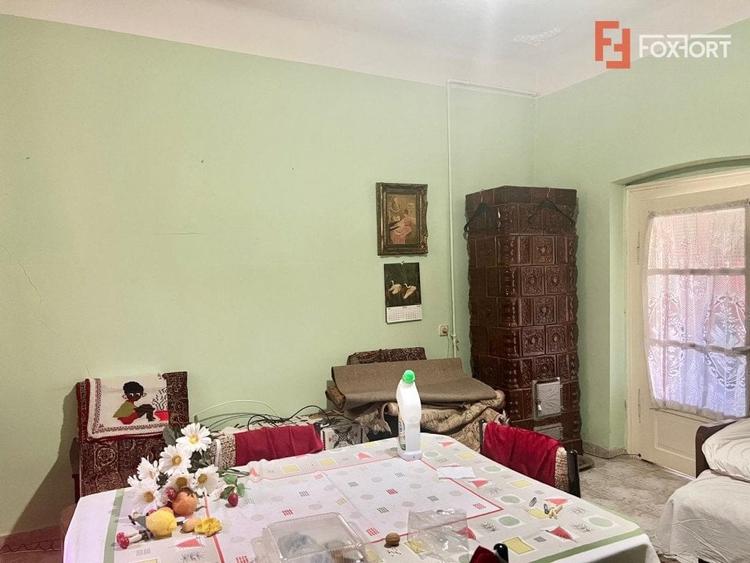 Casă cu 5 camere cu Canalizare în Lunei