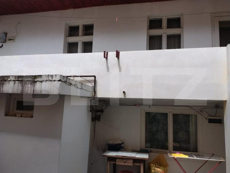 Casă individuală cu 5 camere cu Garaj în Schei