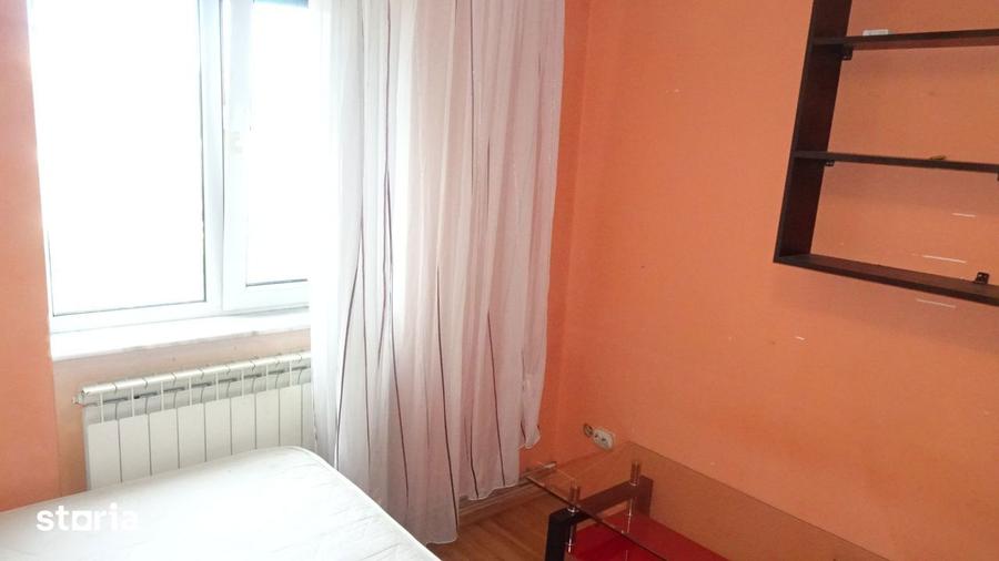 Apartament cu 3 camere în Scărișoara
