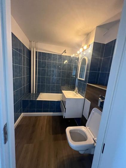Apartament cu 2 camere decomandat în Cihei