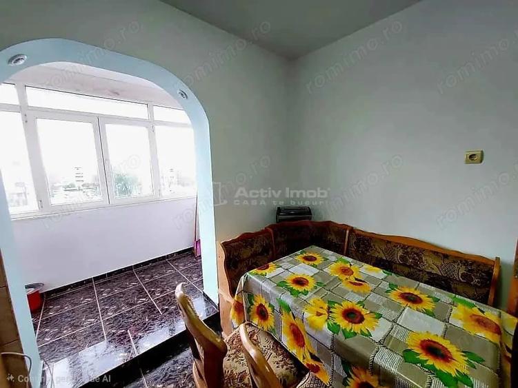 Apartament cu 3 camere decomandat în Dorobanți