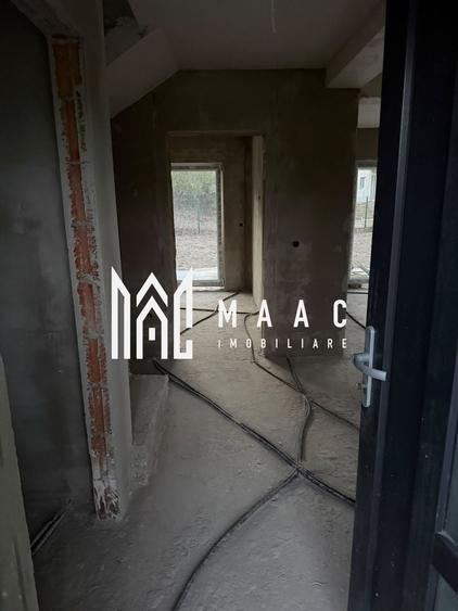Casă individuală cu 5 camere cu Canalizare în Șelimbăr