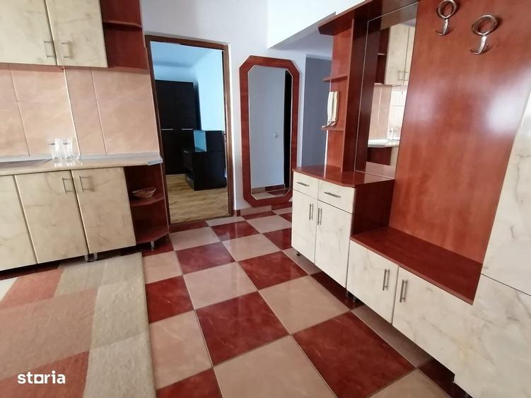 Apartament cu 2 camere în Micro 15