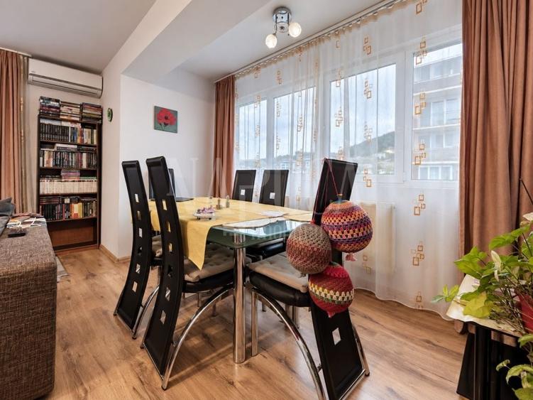 Apartament cu 2 camere semidecomandat în Florești