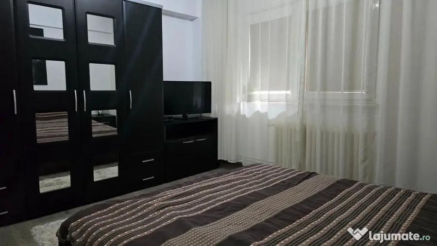 Apartament cu 2 camere decomandat în 22 Decembrie