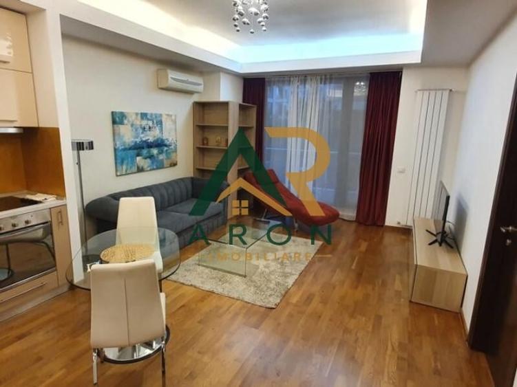 Apartament cu 2 camere semidecomandat, mobilat în Mihai Bravu