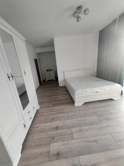 Garsonieră decomandată în Exterior Vest