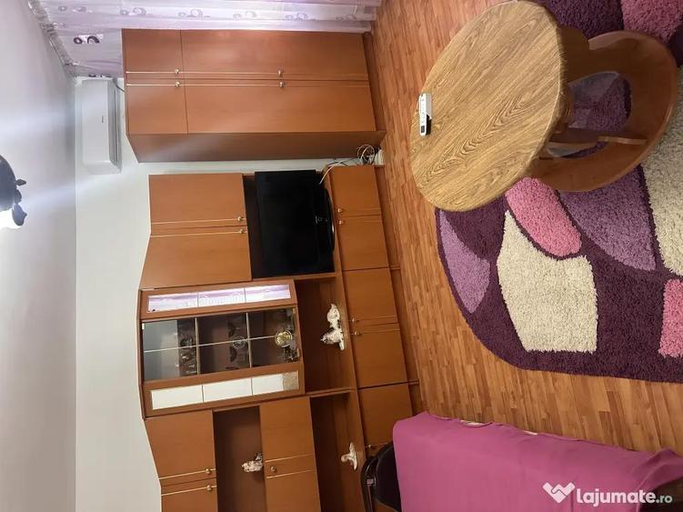 Casă cu 2 camere în Central