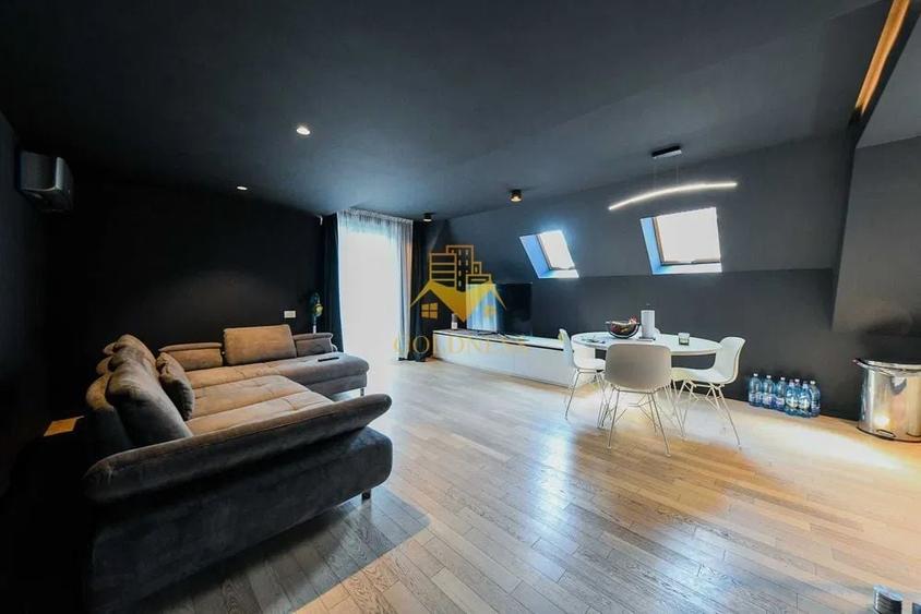 Apartament cu 3 camere semidecomandat, mobilat în Europa