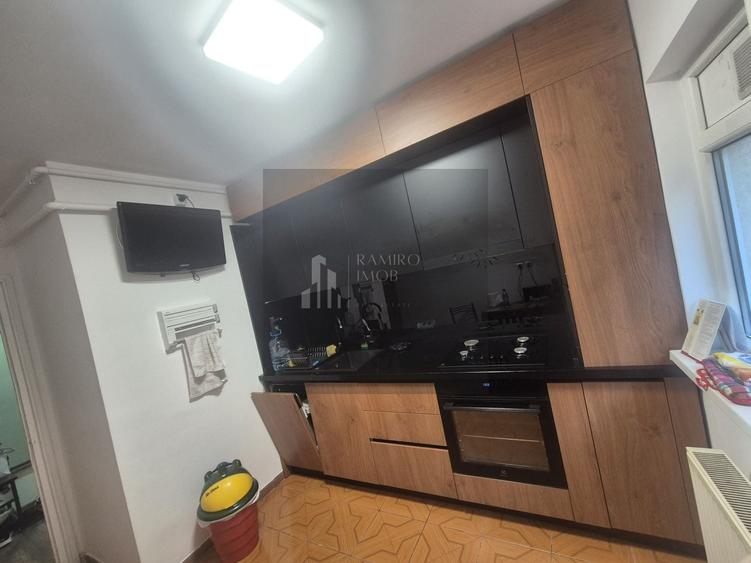 Apartament 3 camere decomandat Ozana / Titan / 1 Decembrie 1918 - 4