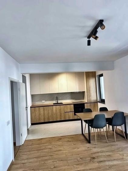 Apartament cu 3 camere decomandat în Sânpetru
