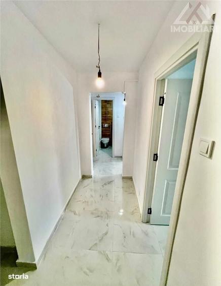 Apartament cu 4 camere decomandat în Dacia