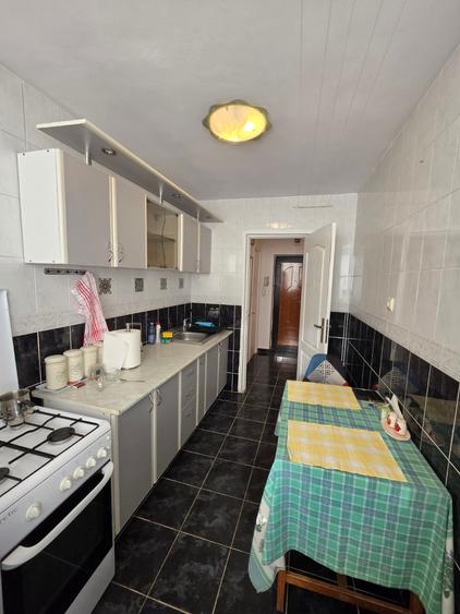 Apartament cu 2 camere semidecomandat în Titan