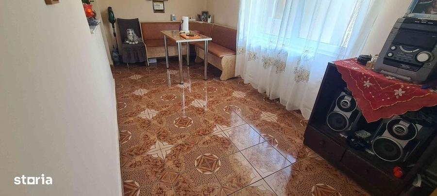 Lazu casa 3 dormitoare, teren 515 mp - 9