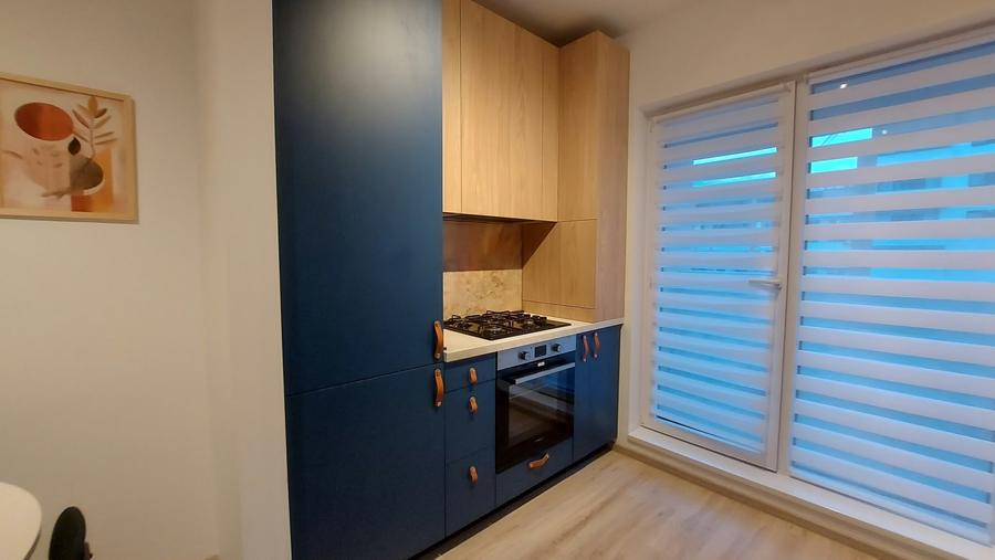 Apartament cu 2 camere semidecomandat în Berceni