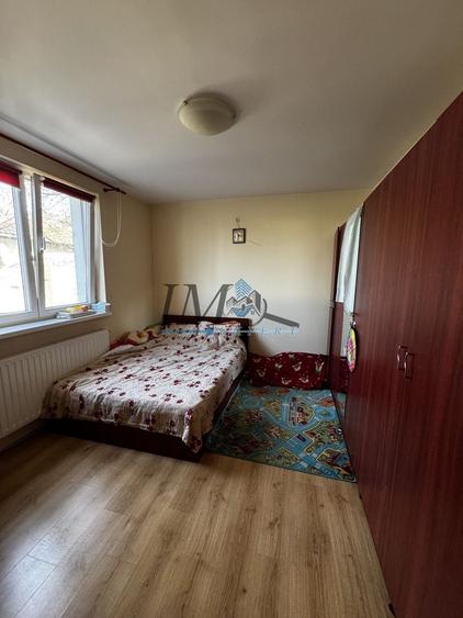 Apartament cu 3 camere decomandat, mobilat în Tolstoi