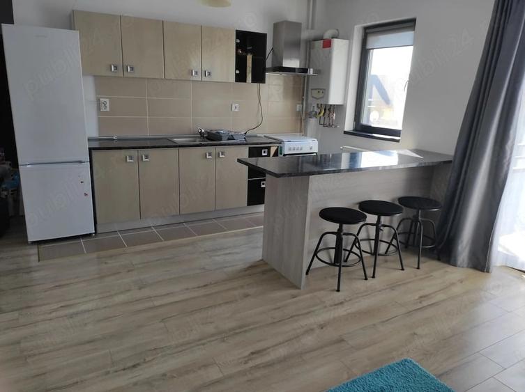 Apartament cu 2 camere decomandat în Florești