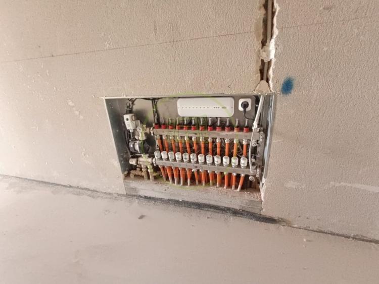 Casă individuală cu 4 camere cu Canalizare în Suseni