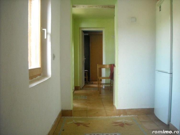 Casă cu 4 camere cu Teren 3850 Mp în Olanu