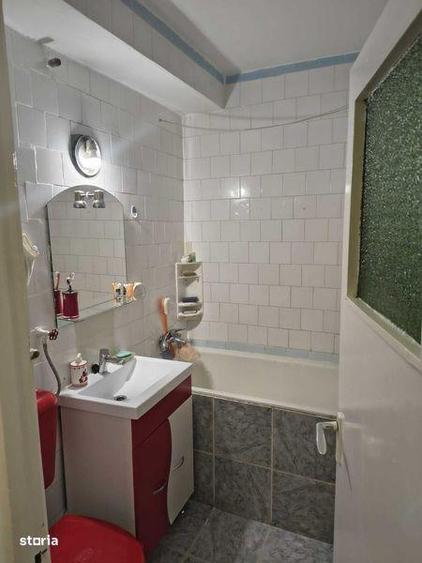 Apartament cu 2 camere în Micro 4