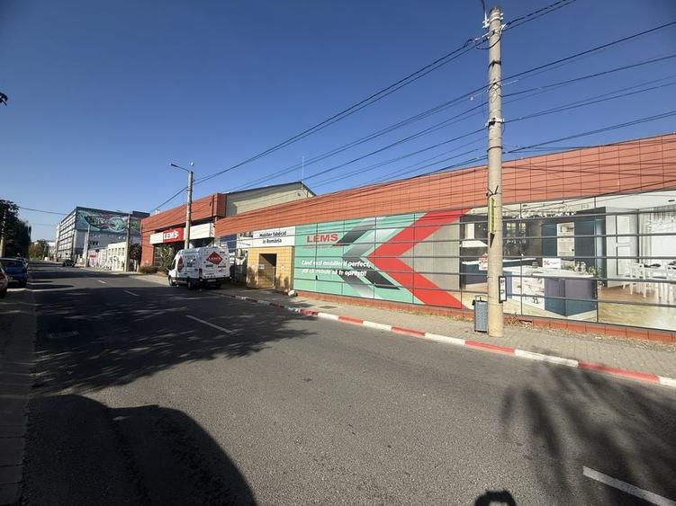 Spațiu comercial, de 882 mp, în Central