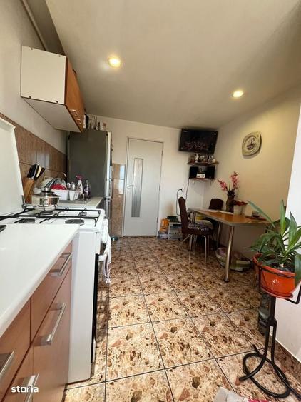 Apartament cu 3 camere în Est