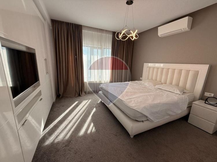 Apartament cu 2 camere decomandat, mobilat în Central