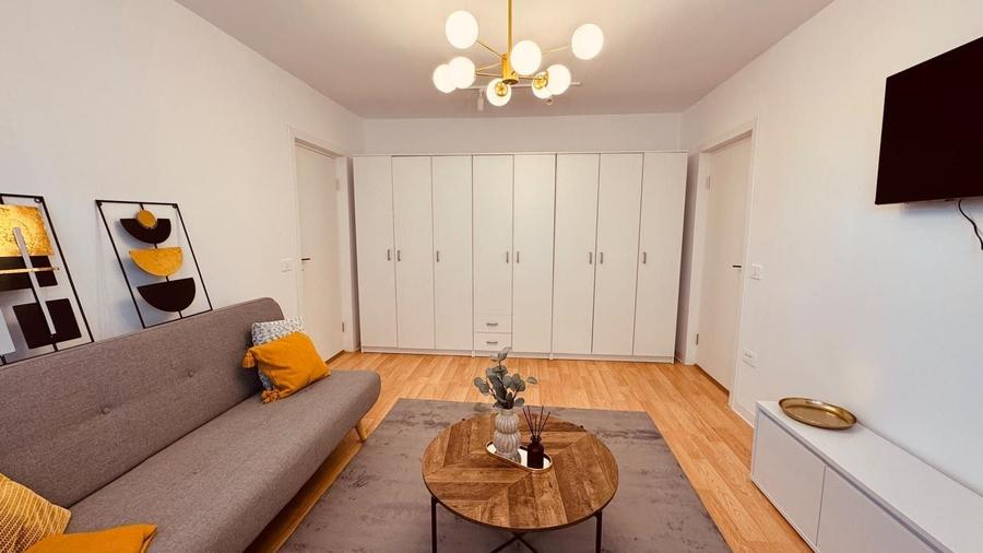 Apartament cu 2 camere semidecomandat în Scriitorilor