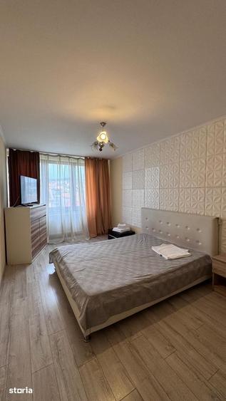 Apartament cu 3 camere în Rogerius