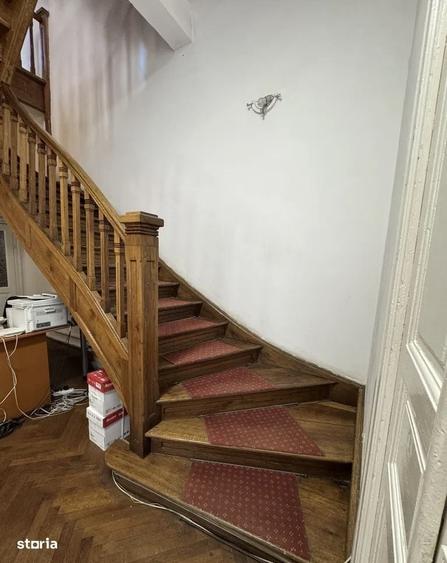 Casă cu 4 camere în Titulescu